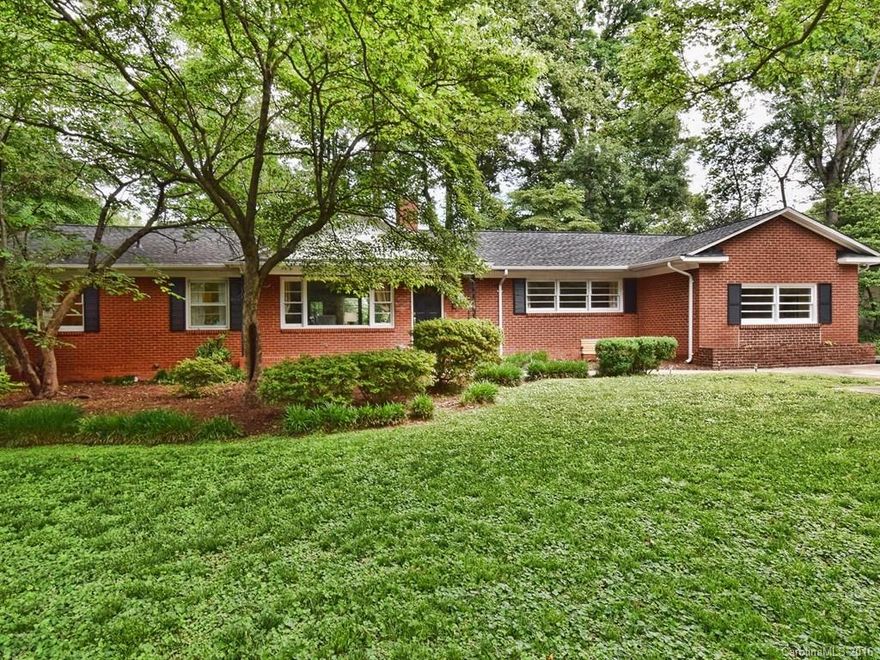 Great home, location and yard. Wonderful large, flat fenced and treed back yard. Hardwoods throughout. Home has 3 bedrooms, 3 full baths, an office and a Bonus Room (which could be used as 2nd Master).
Cotswold / AG / Myers Park Schools. Minutes to uptown and shopping/dining at Cotswold & Southpark.
Fireplace & Chimney sold as-is, no known problems. 
Home Warranty. Showings begin 5/14 @ 10am.