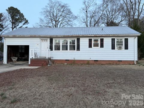 902 N 11th Street Albemarle NC 28001