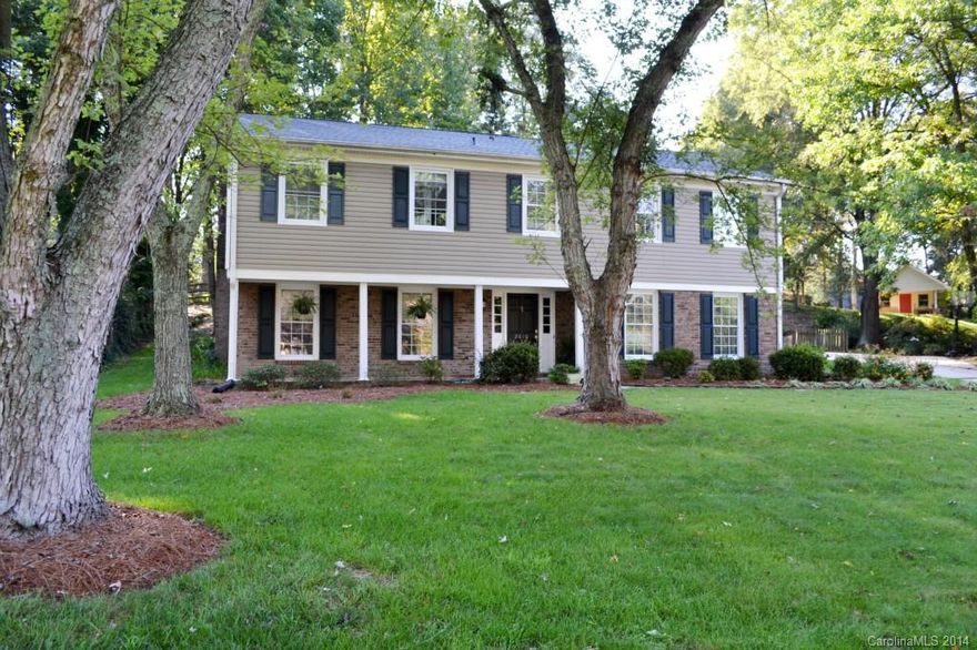 IMPECCABLE HOME W/MANY UPDATES. HUGE KIT W/TILE FLOOR, BACKSPLASH, NEW DISHWASHER & BRIGHT BREAKFAST AREA. HDWDS THRUOUT EXCEPT WET AREAS. UPDATED BATHS W/NEW TILE, FIXTURES, PAINT. NEWER WINDOWS, ROOF & HDWDS ON MAIN LEVEL. LARGE MASTER SUITE W/HARD TO FIND WALK IN CLOSET & AJOINING BATH. LOWER LEVEL IDEAL FOR INLAW SUITE OR ROOMATE W/2ND MASTER SUITE & HUGE LIVING/REC ROOM. FRONT PORCH, BRICK PATIO ARE GREAT FOR RELAXING. LUSH LANDSCAPING & STORAGE SHED. LARGE STORAGE CLOSET. AWESOME LOCATION.