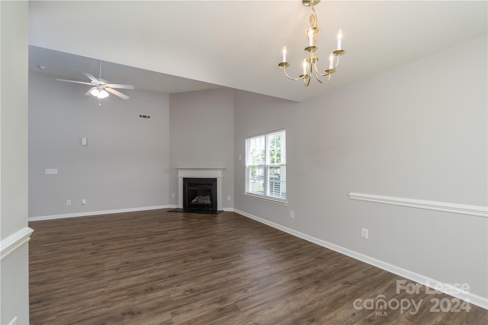 Lexington Commons - Residential Lease