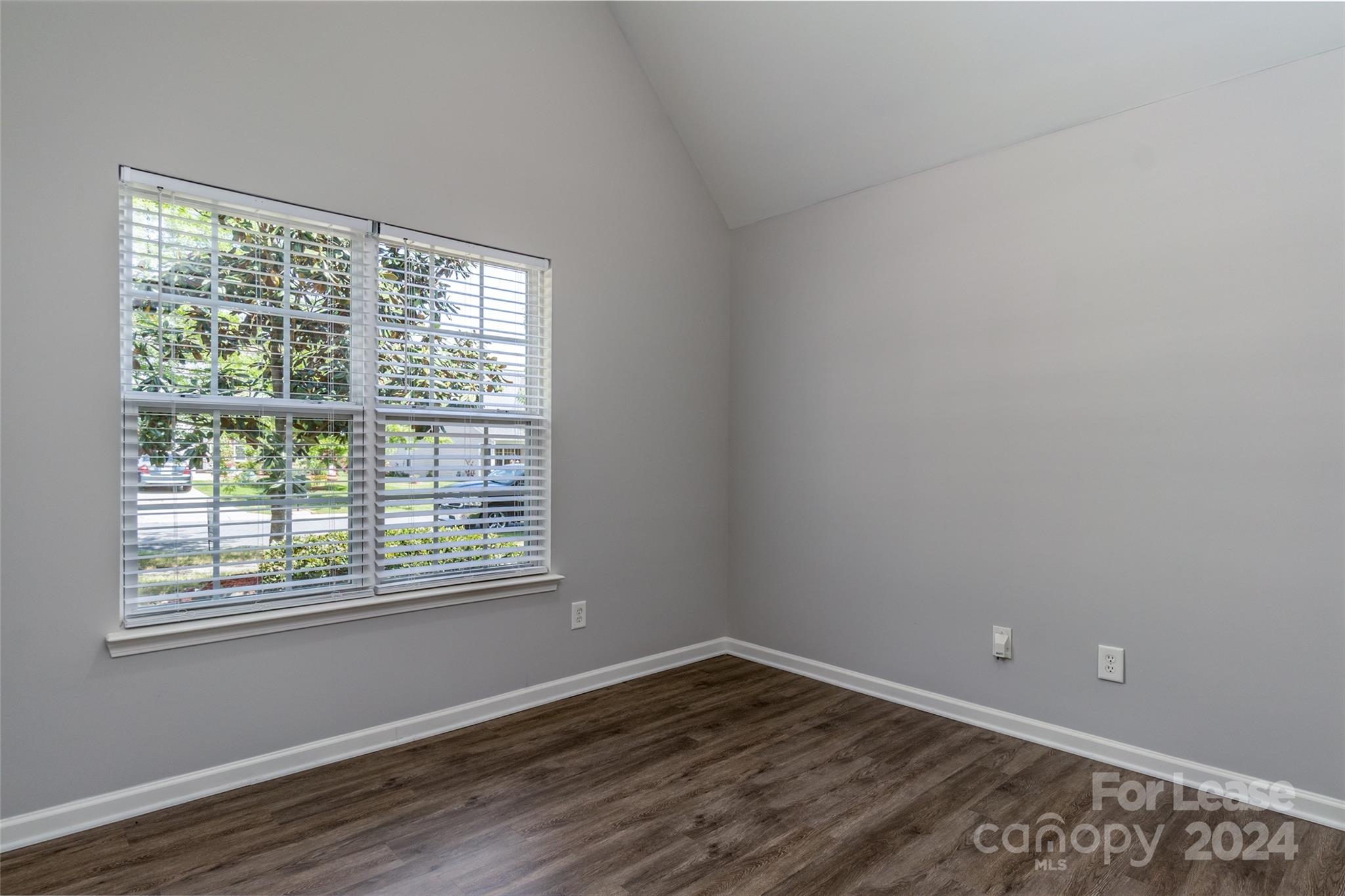 Lexington Commons - Residential Lease