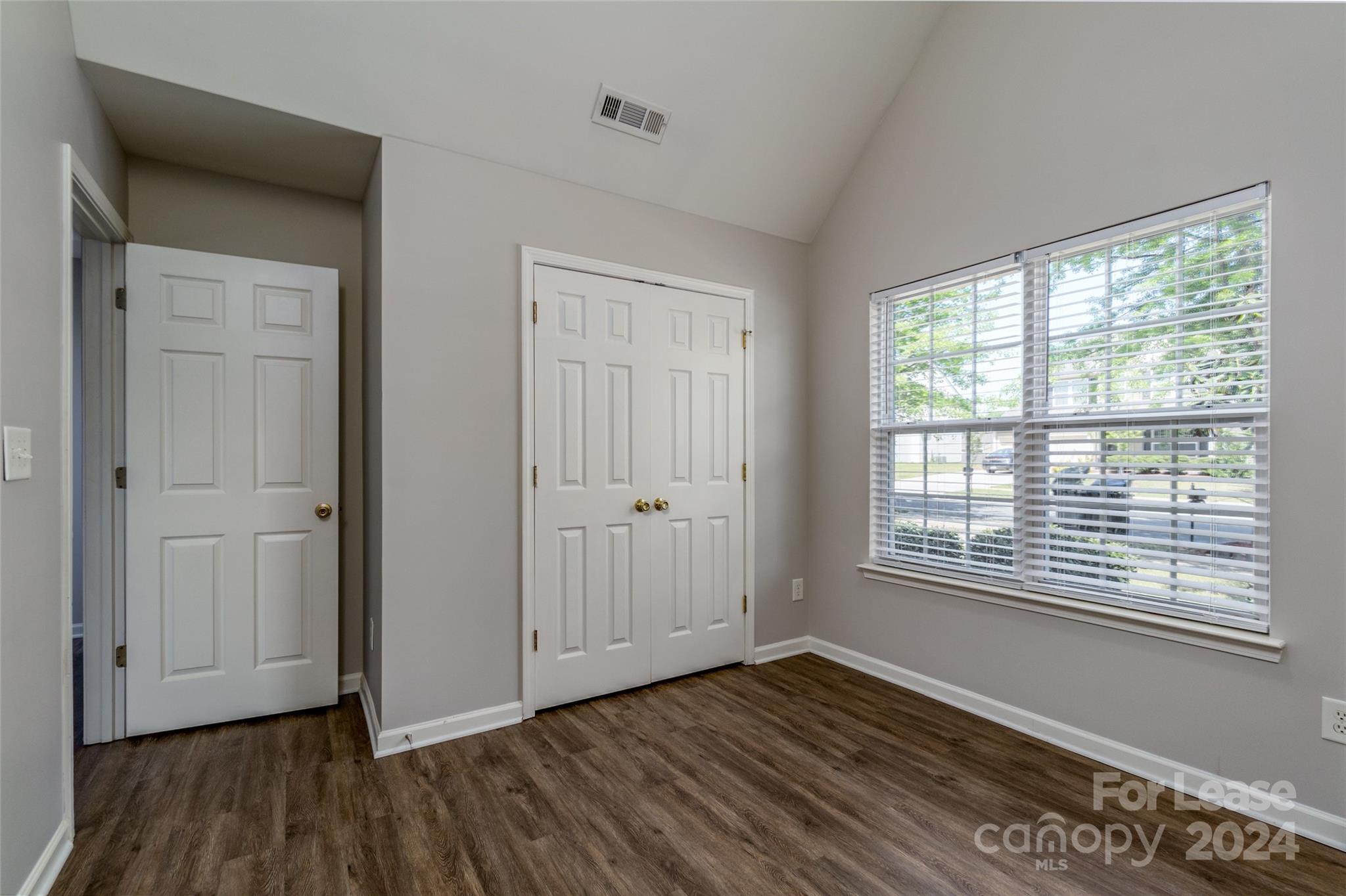 Lexington Commons - Residential Lease