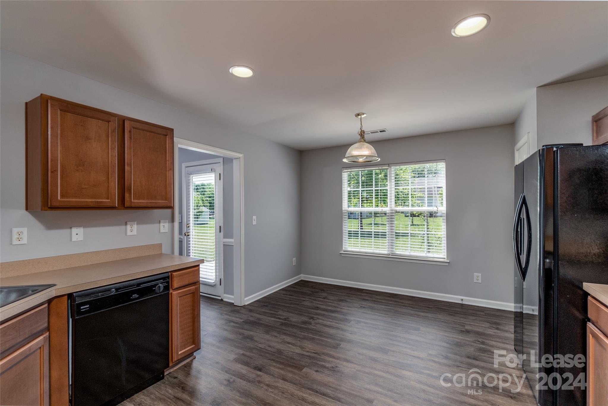 Lexington Commons - Residential Lease