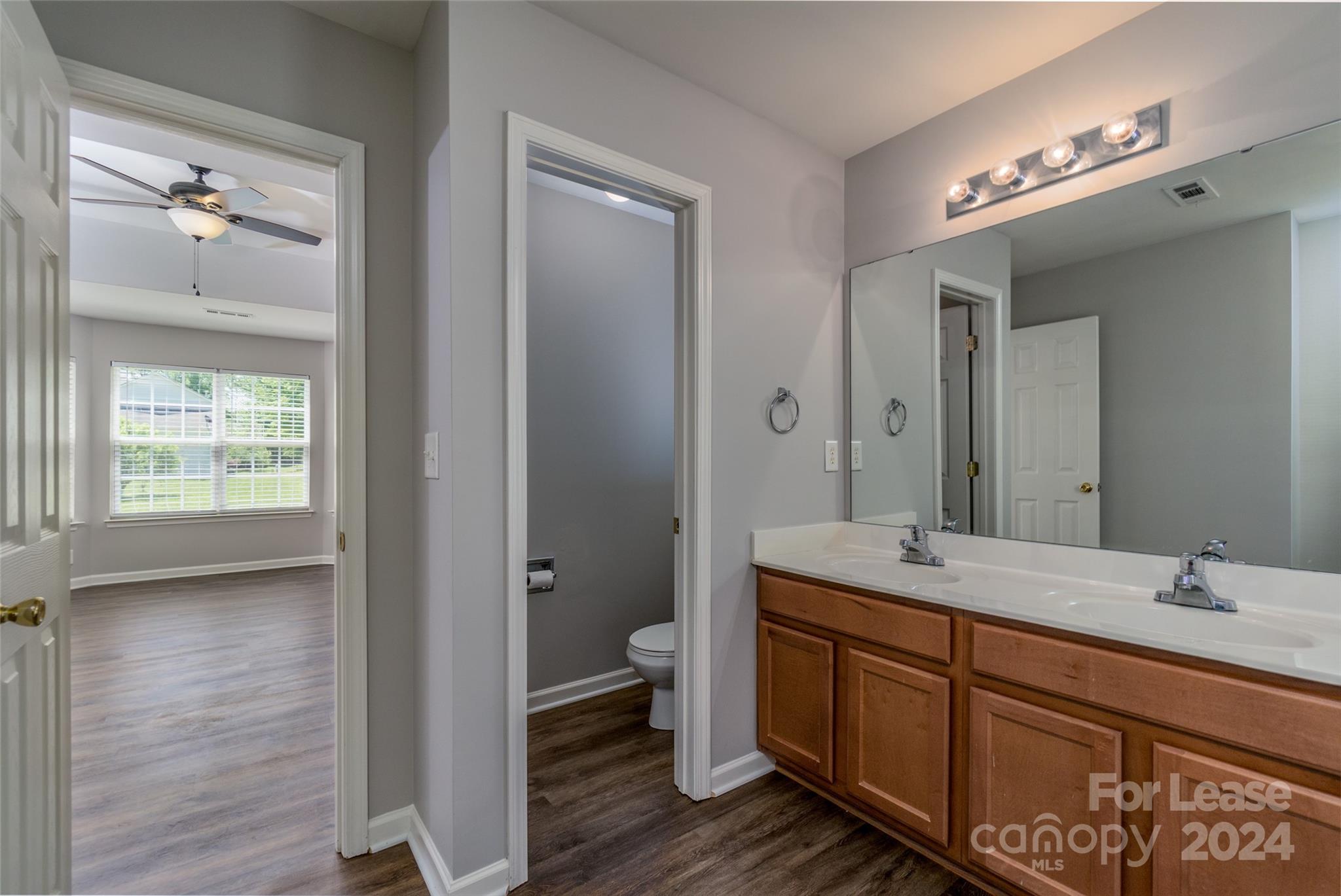 Lexington Commons - Residential Lease