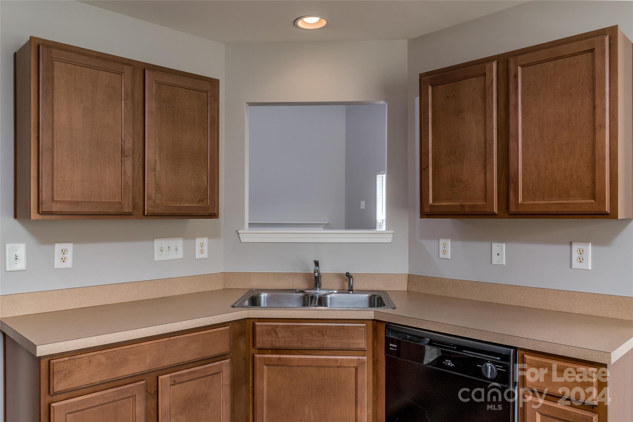 Lexington Commons - Residential Lease