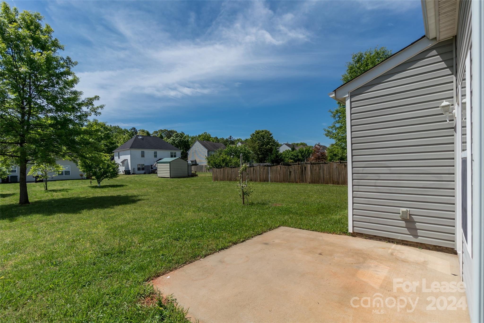 Lexington Commons - Residential Lease