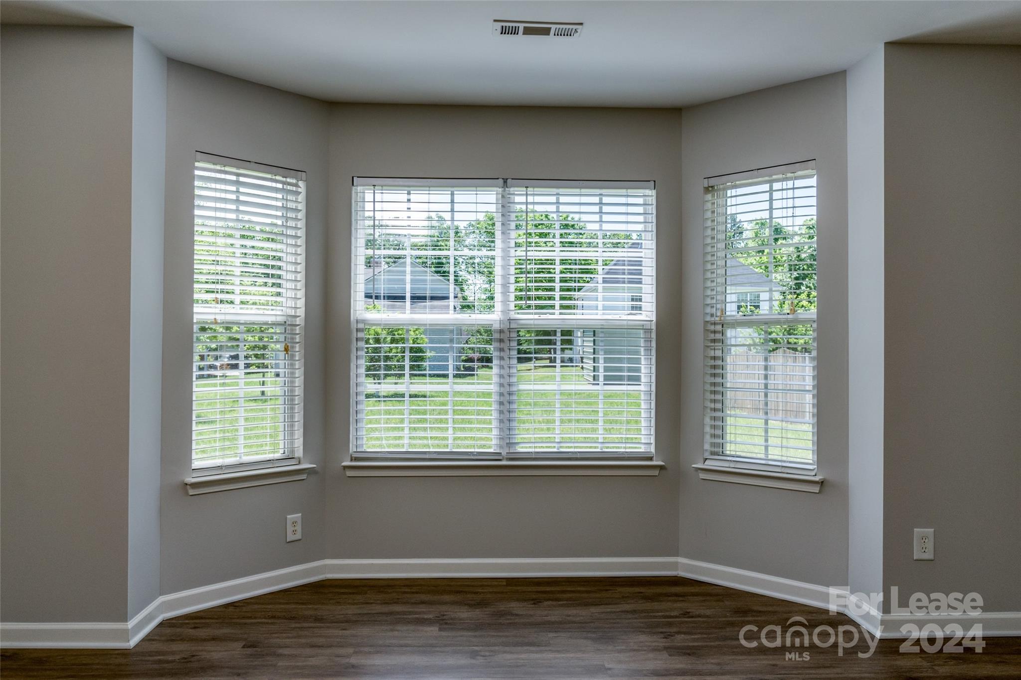 Lexington Commons - Residential Lease