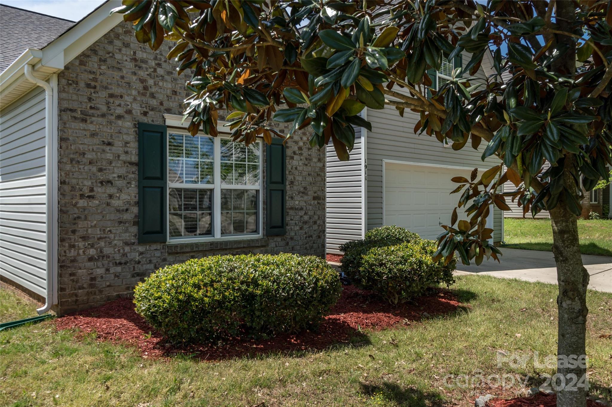 Lexington Commons - Residential Lease