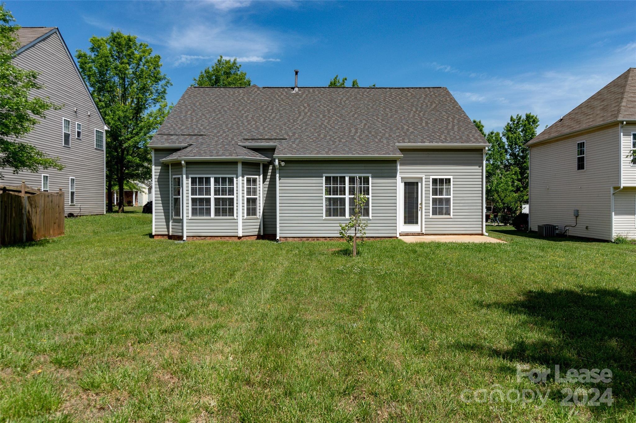 Lexington Commons - Residential Lease