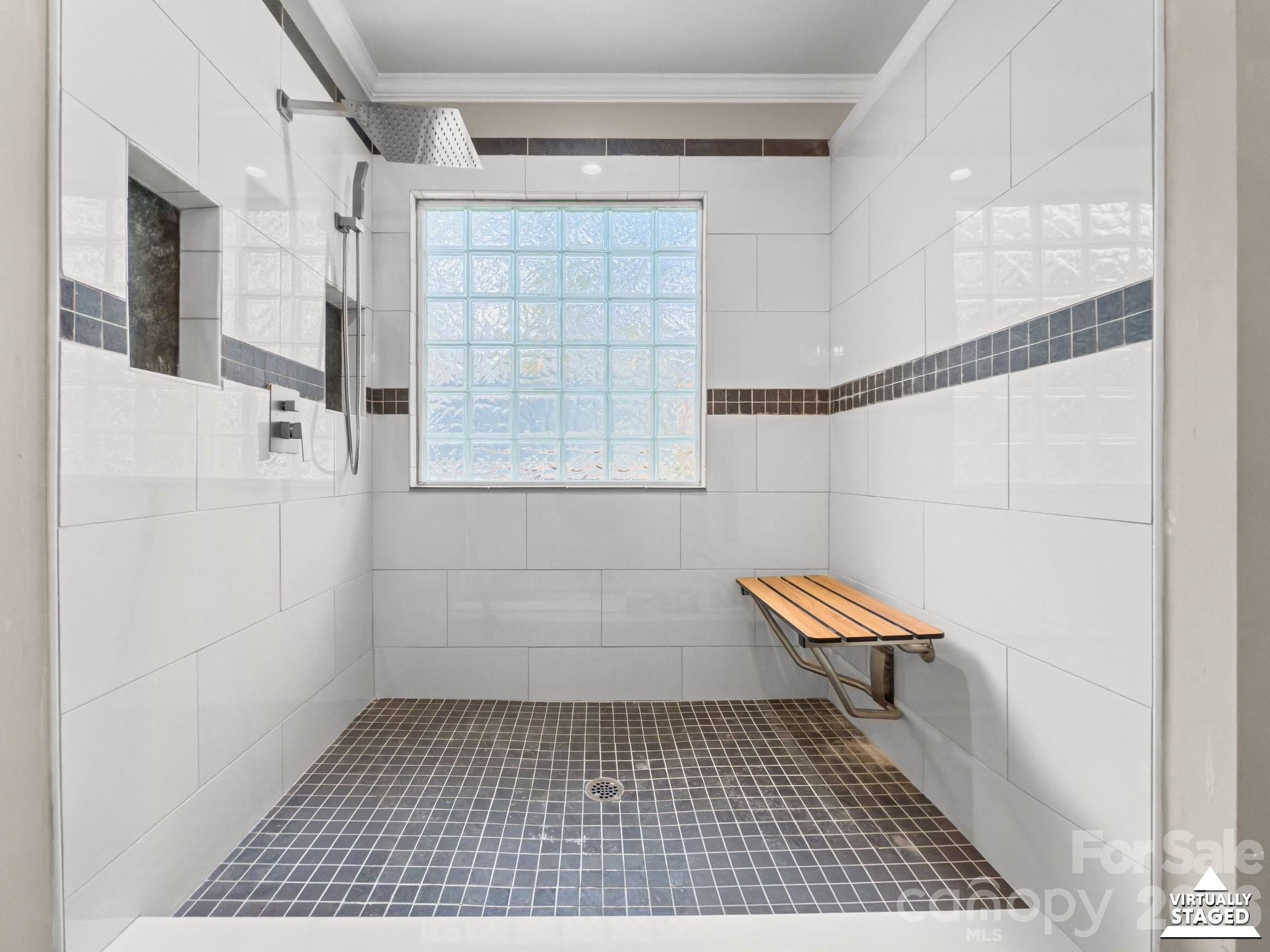 Pine Isle - Residential