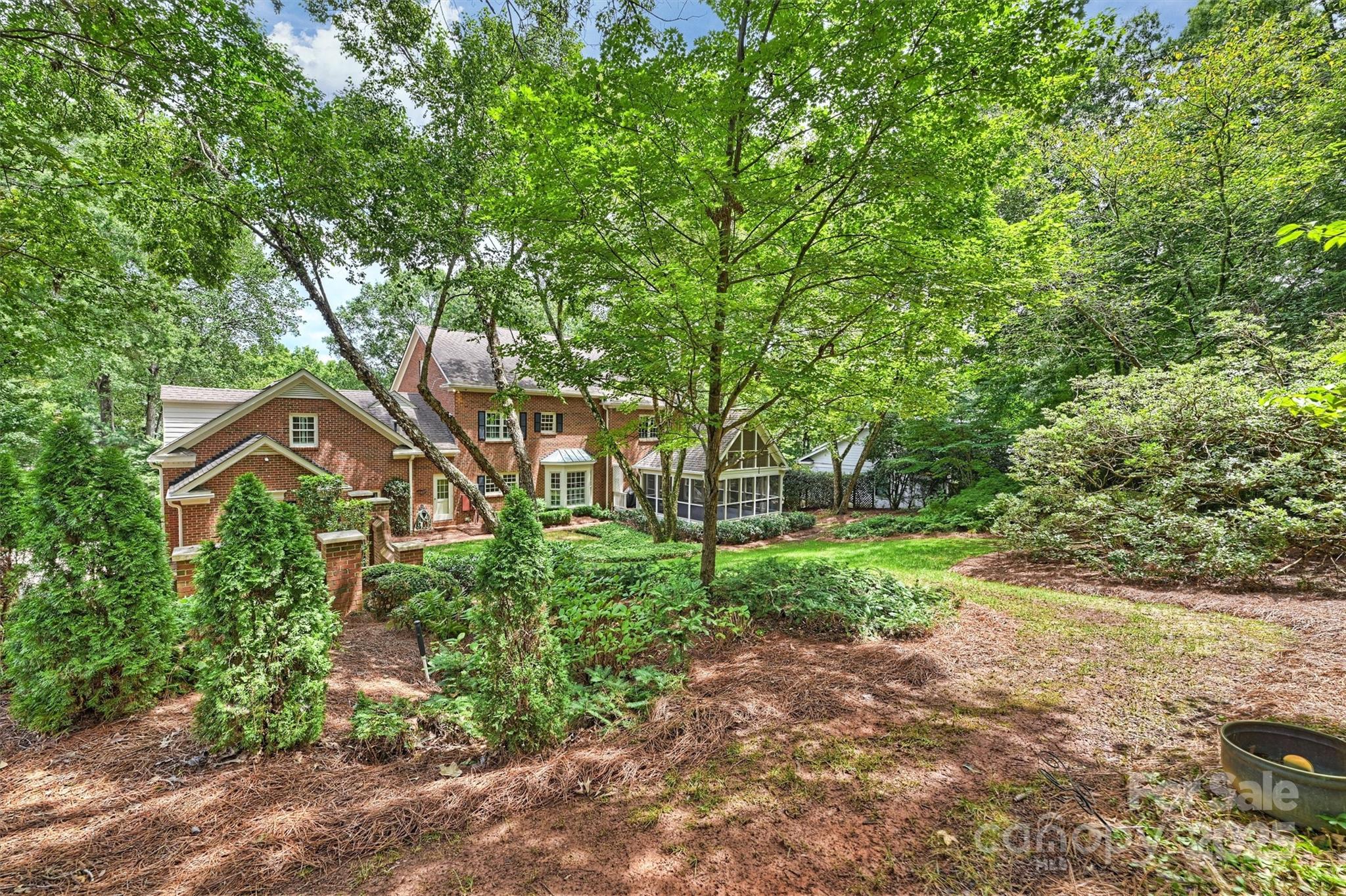 Quail Hollow - Residential