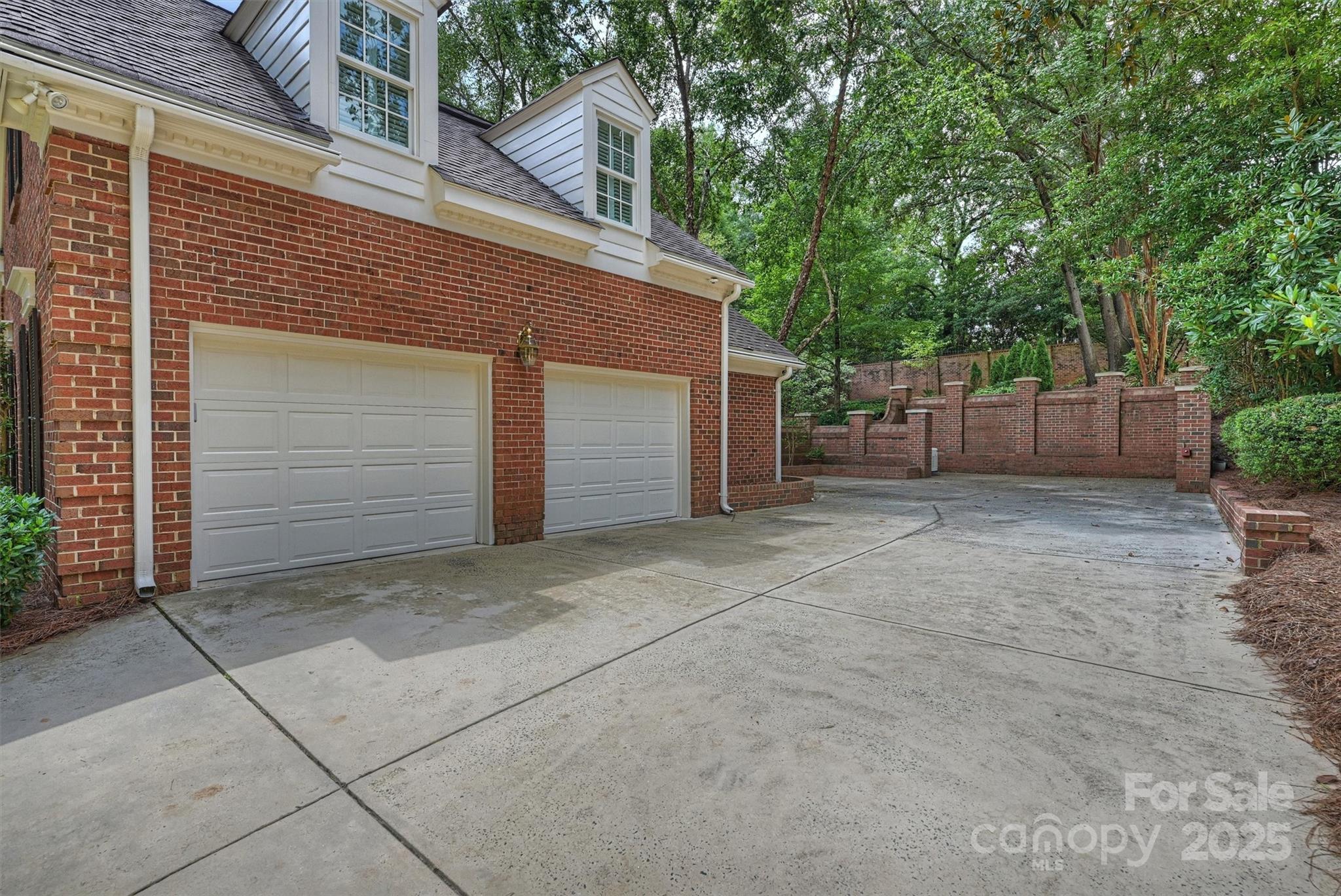 Quail Hollow - Residential