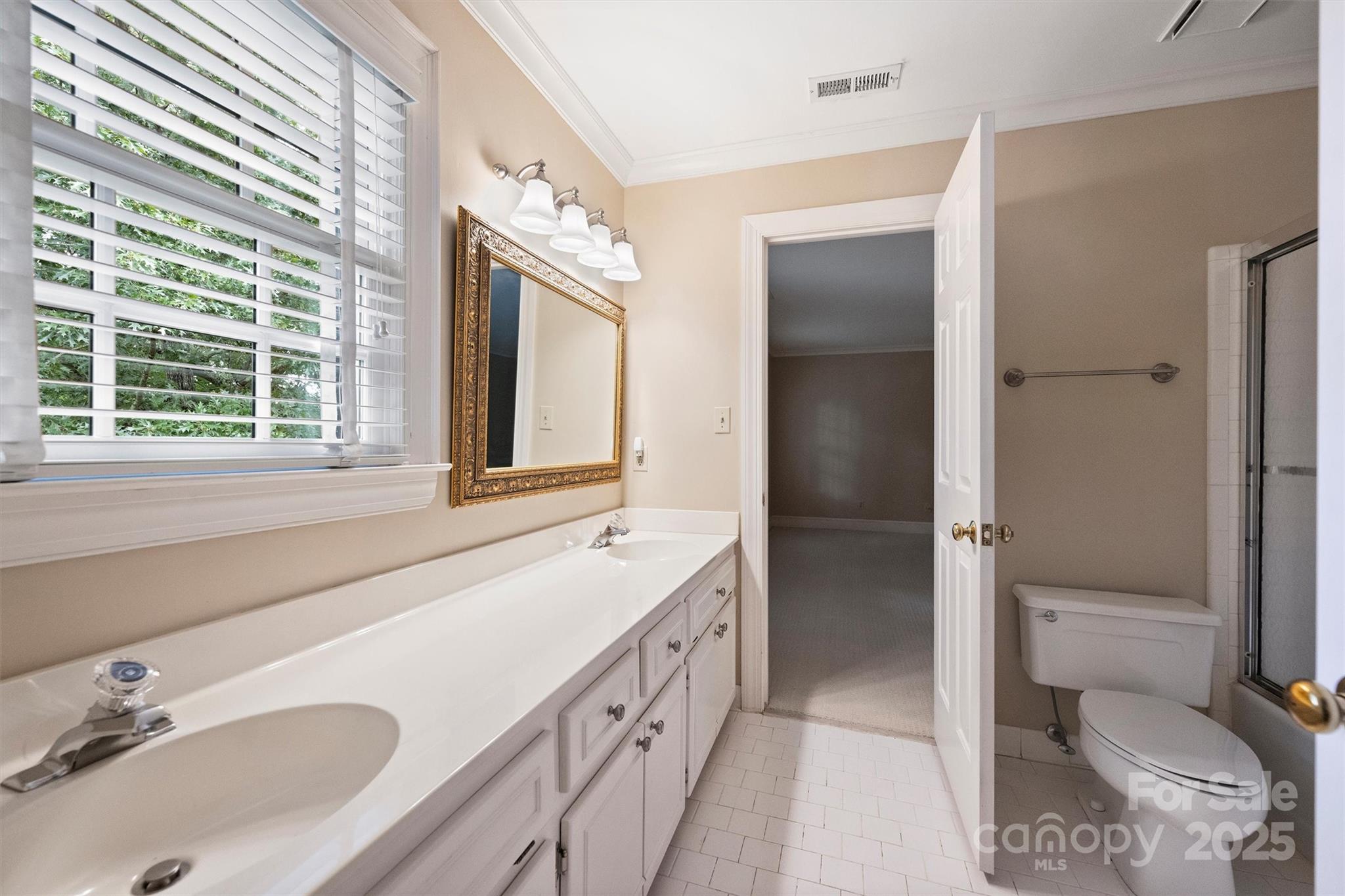 Quail Hollow - Residential