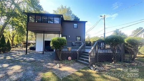 3587 & 3591 Mt Gallant Road Rock Hill SC 29732