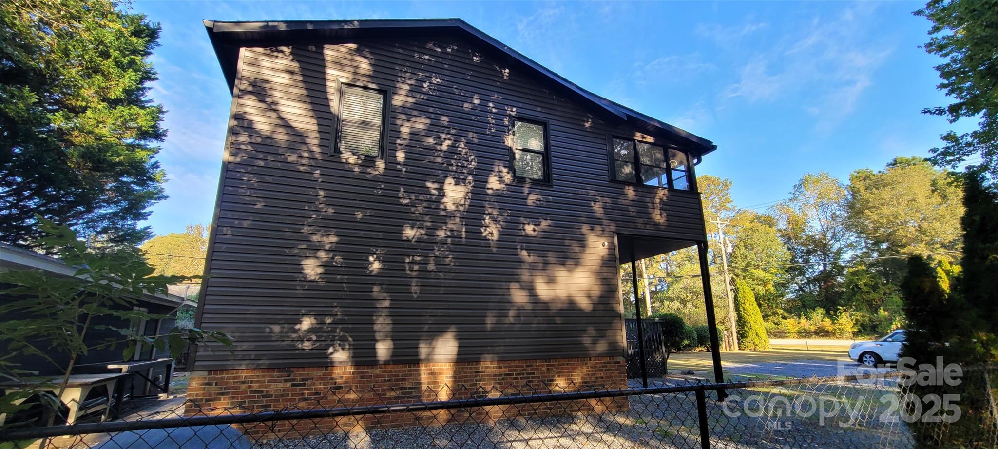 3587 & 3591 Mt Gallant Road