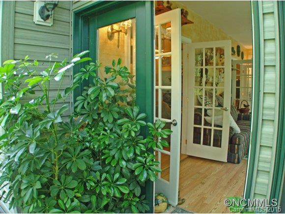 Connestee Falls - Residential