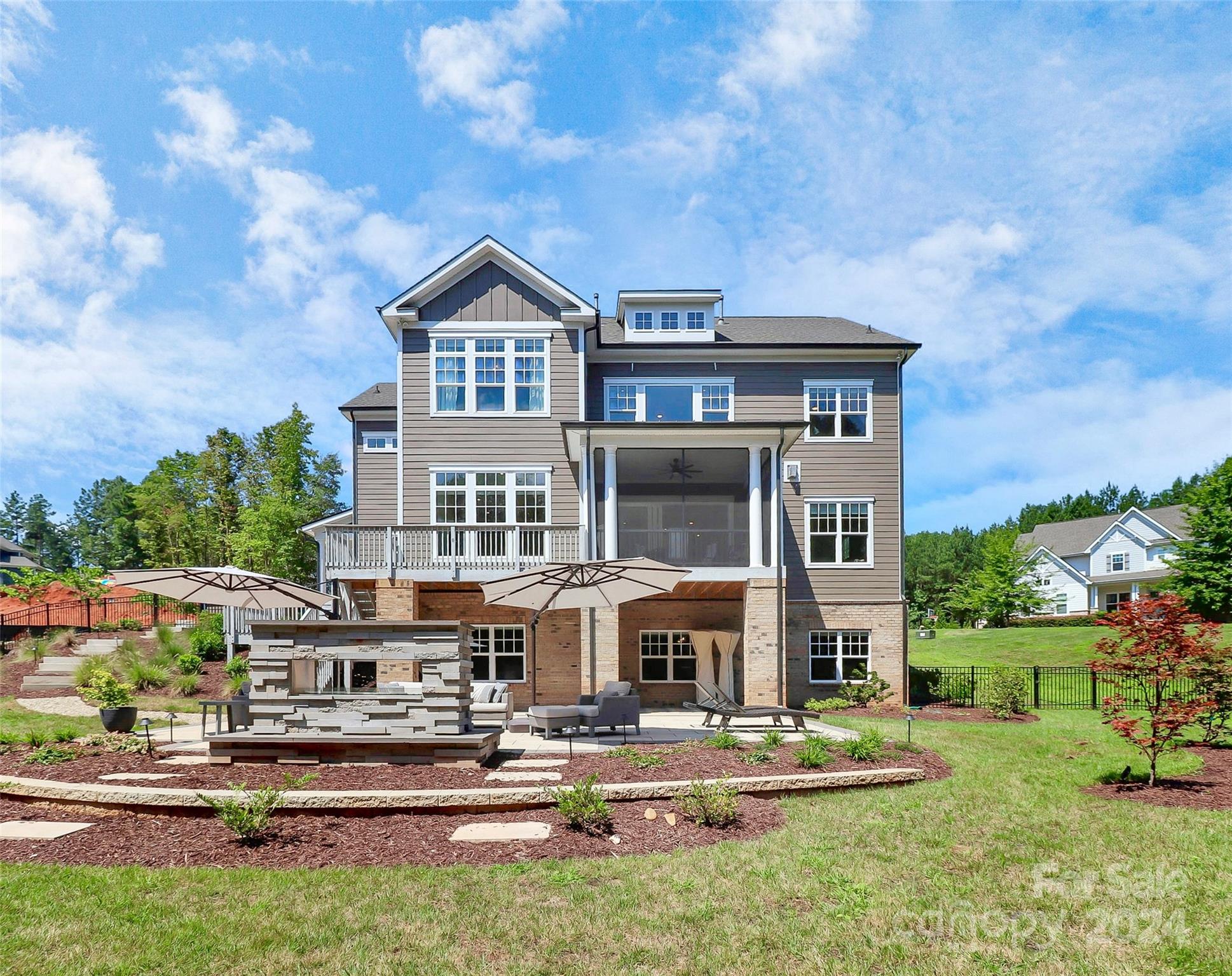 McLean - South Shore - Residential