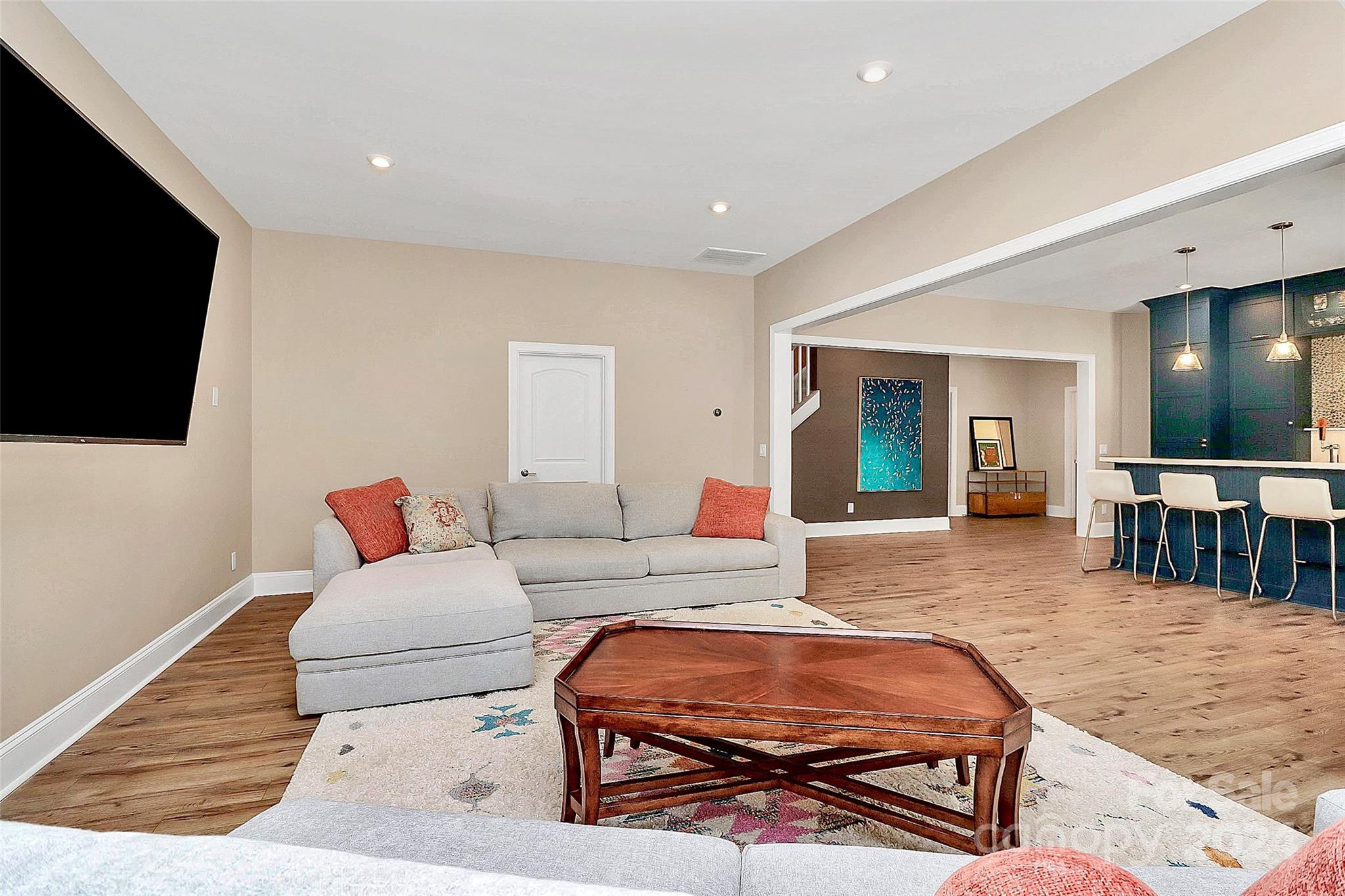 McLean - South Shore - Residential