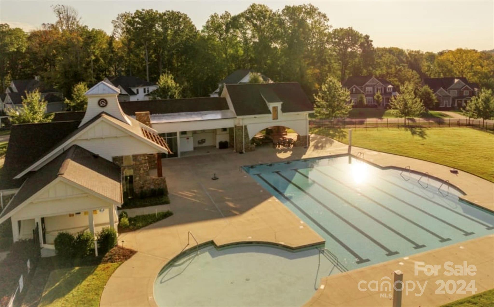 McLean - South Shore - Residential