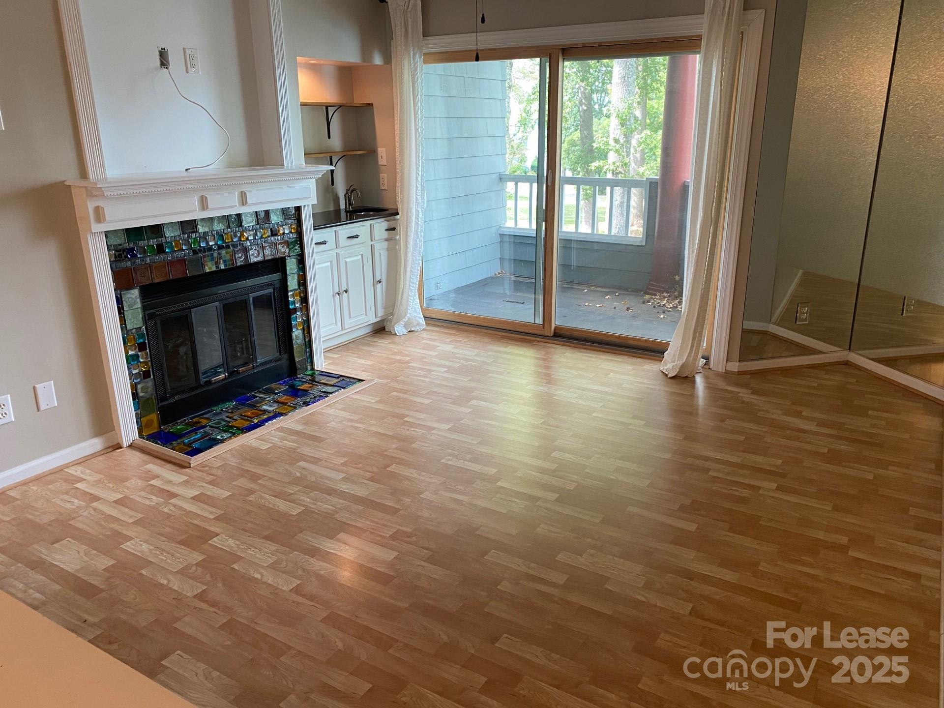 Edgewater - Residential Lease