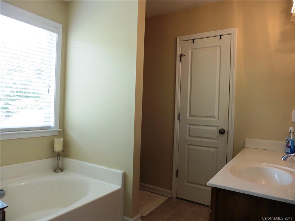 Oakhurst - Residential Lease