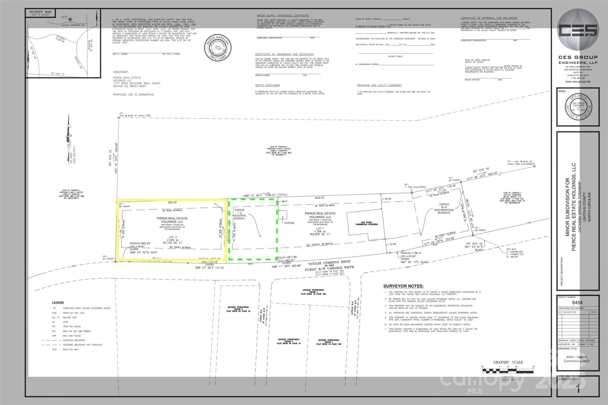 Main image without alt text