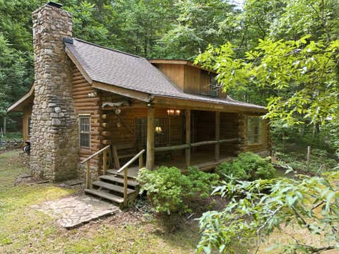 Photo of 3 Parkview Drive Extension, Asheville, NC 28805 (MLS # 4392893)
