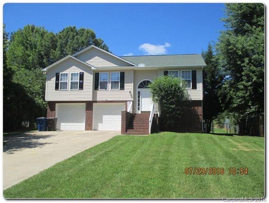 This recently updated split-level ranch home is move in ready! Home has a beautiful kitchen with plenty of room and storage that opens to the living room with a separate dining room. The upper level also has 3 large bedrooms and 2 full baths, to include a master suite with walk-in closet and full bath. The lower level boasts access to the 2-car garage and finished bonus room with extra storage. Finally, there is a very nice deck out back for entertaining and a large fenced in yard!