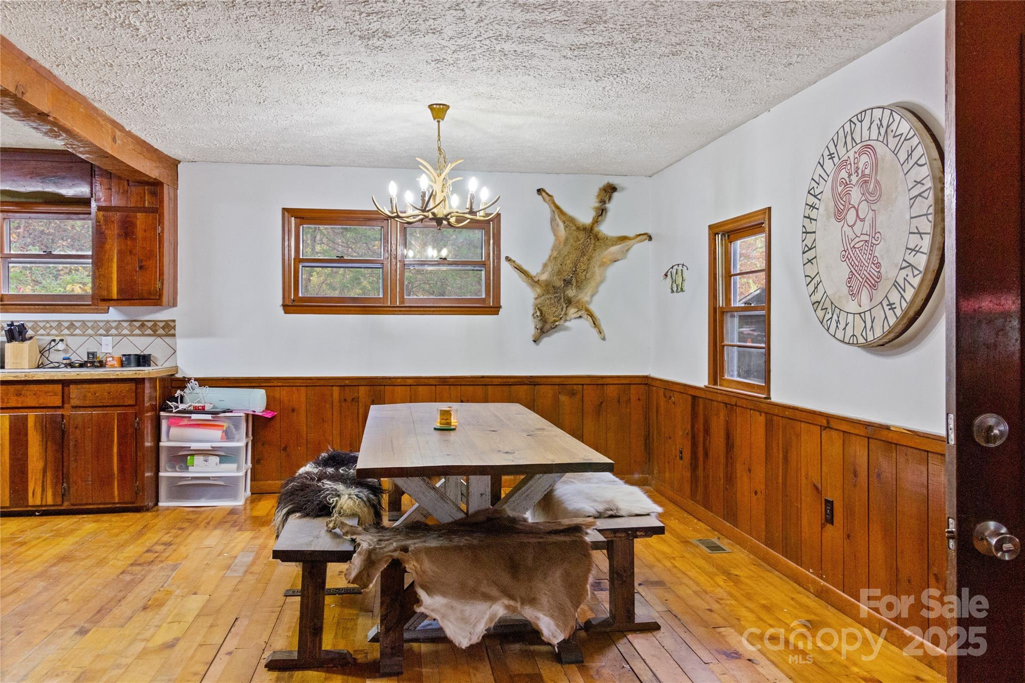 5668 Longbottom Road