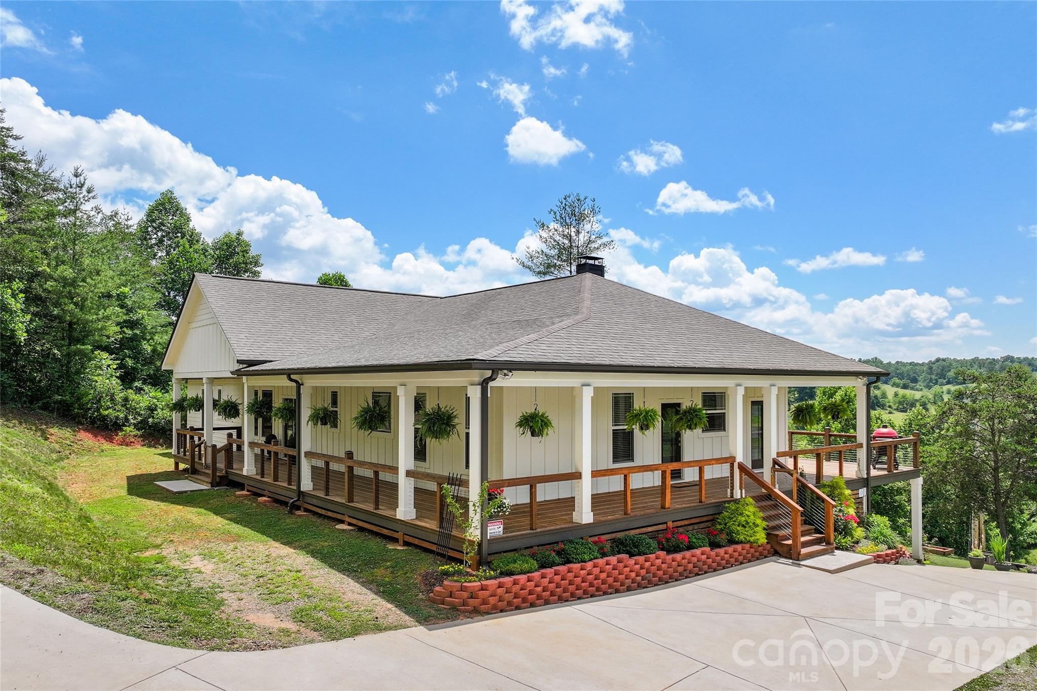 24 Chapel Hill Lane 40