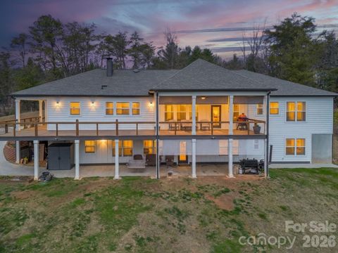 24 Chapel Hill Lane 40 Leicester NC 28748