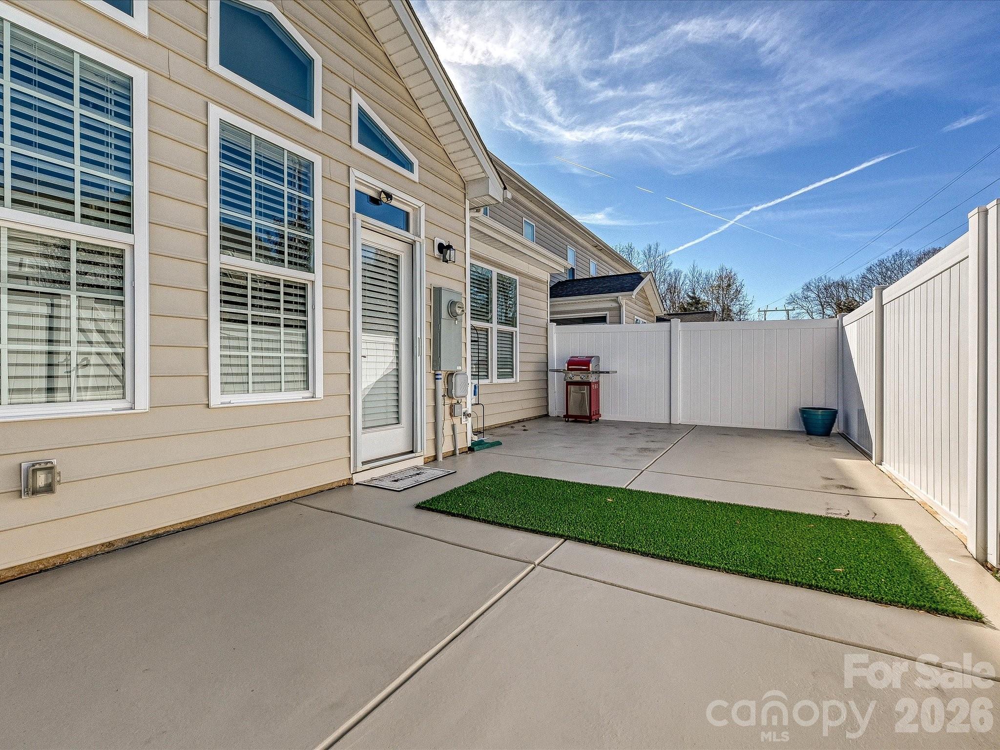 Waters Edge - Residential