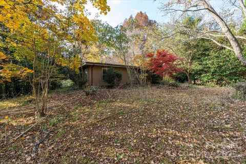 1888 Pea Ridge Road Mill Spring NC 28756
