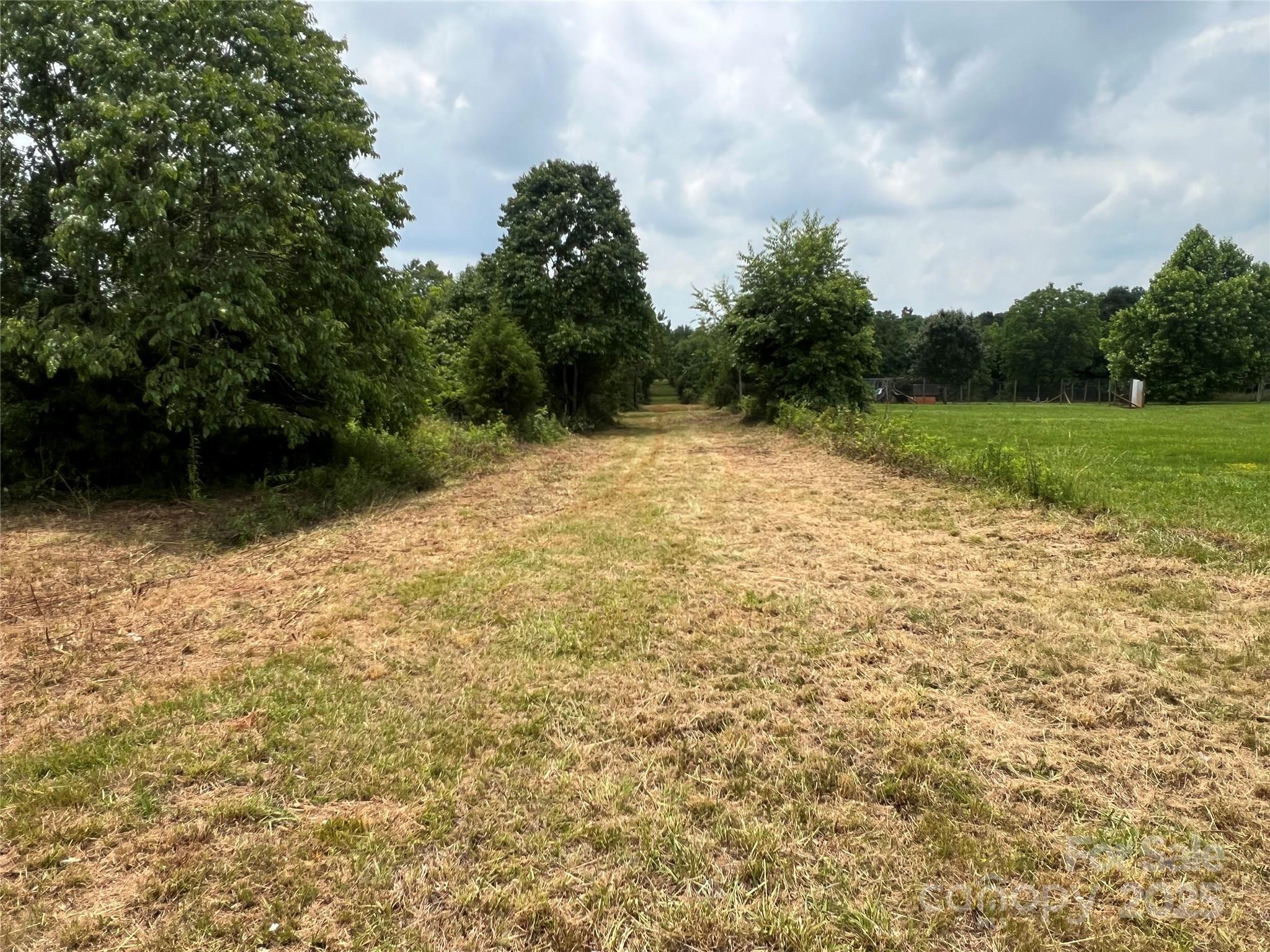 566 Ledford Road