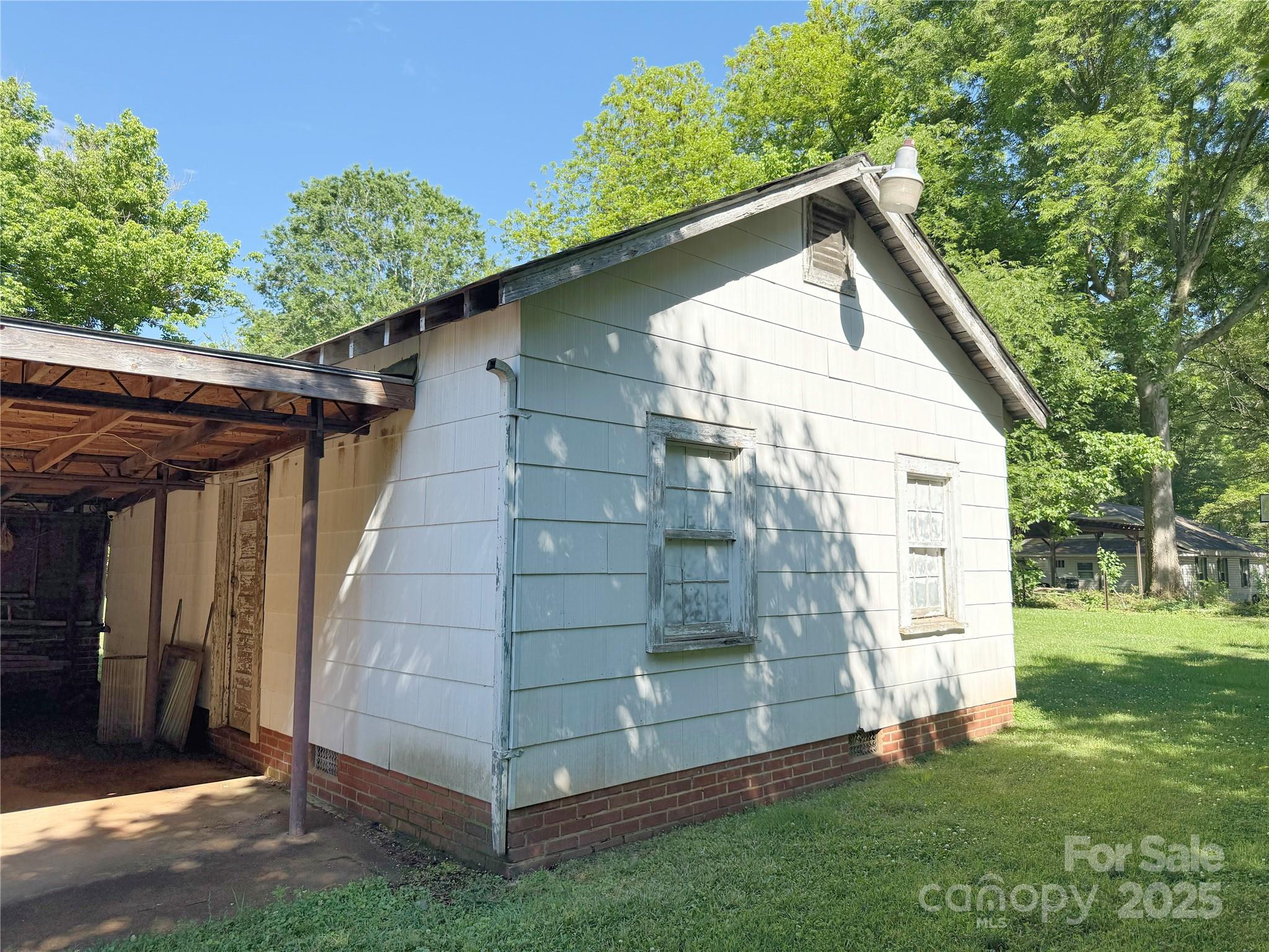 Yadkin Heights - Residential