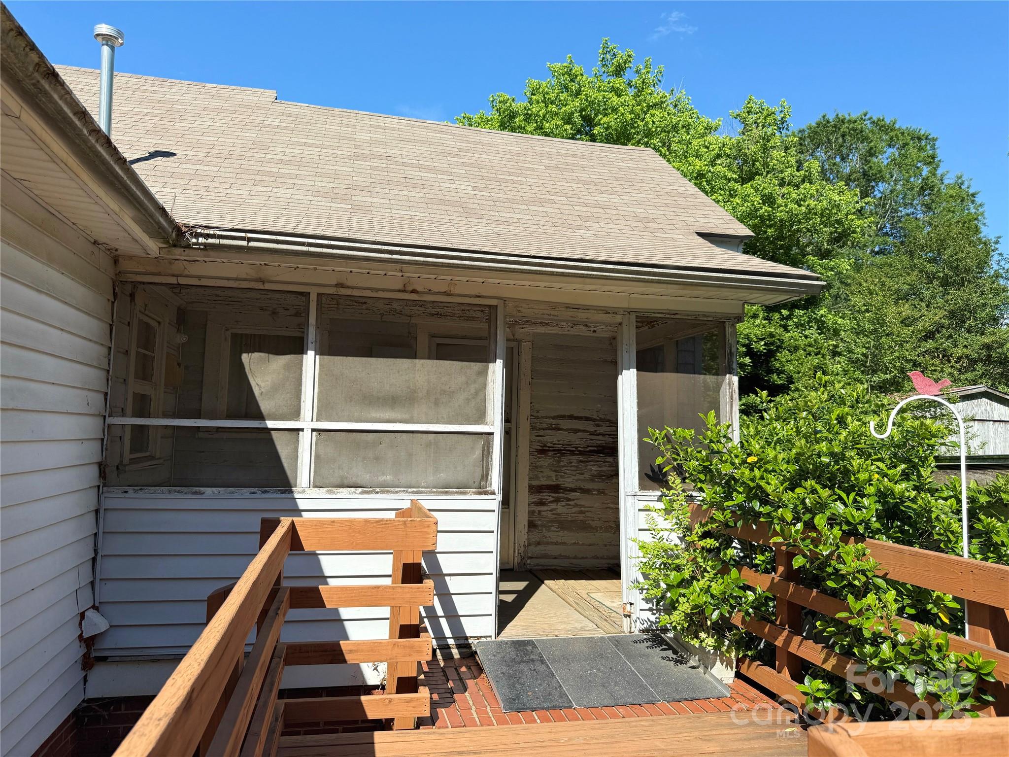 Yadkin Heights - Residential