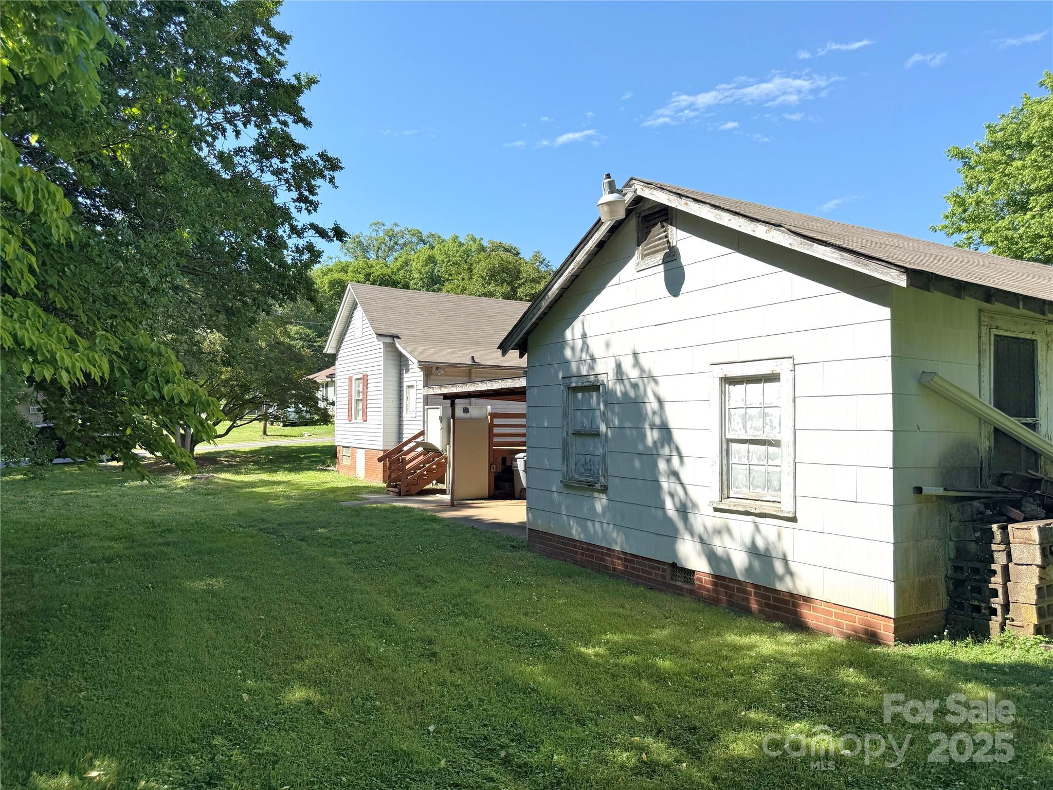 Yadkin Heights - Residential