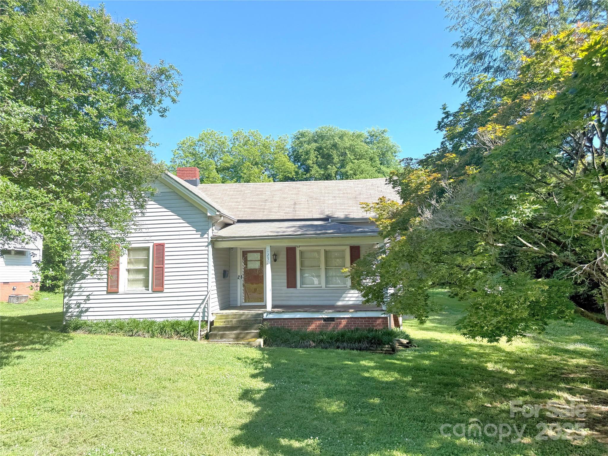 Yadkin Heights - Residential