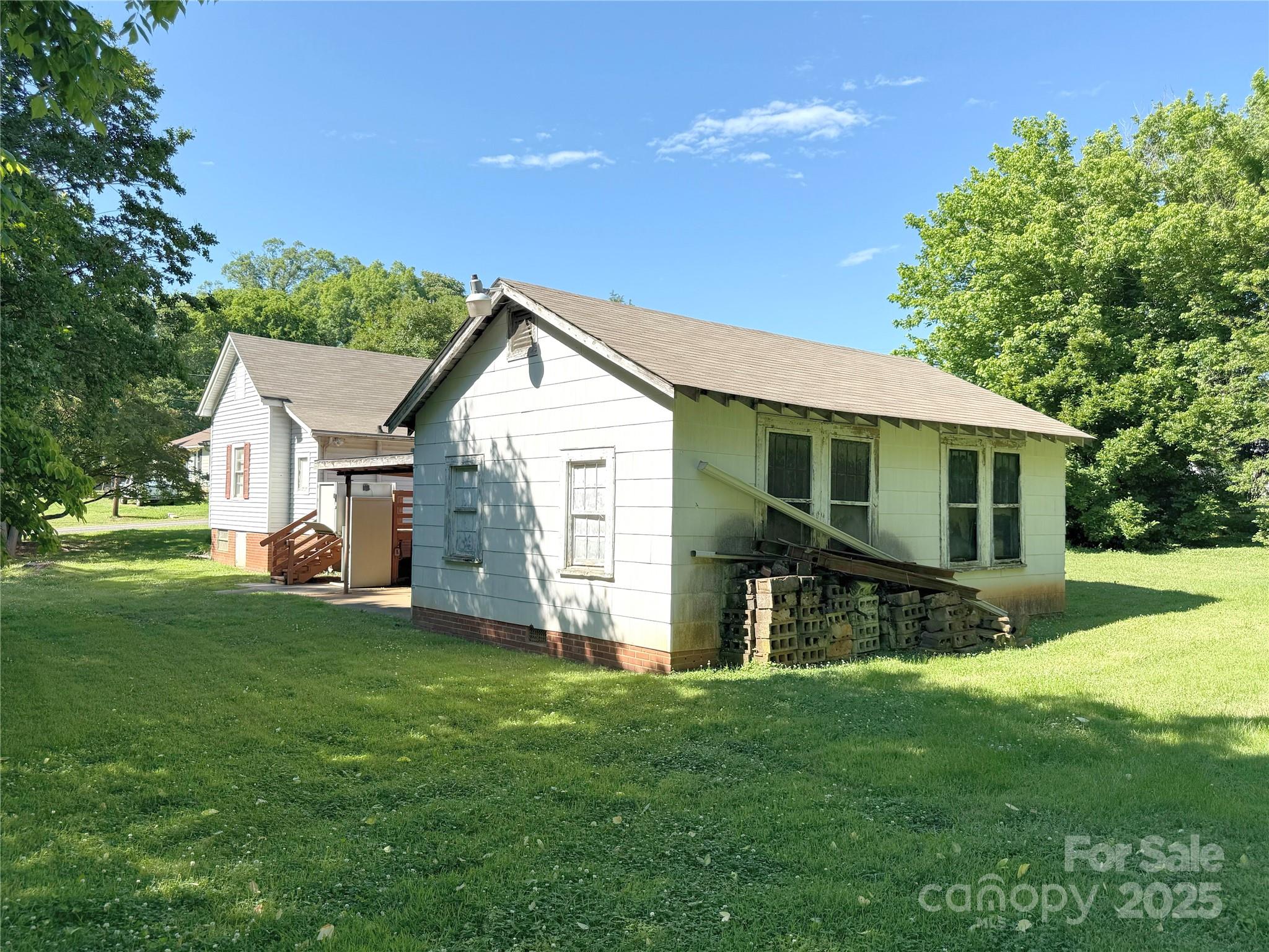 Yadkin Heights - Residential