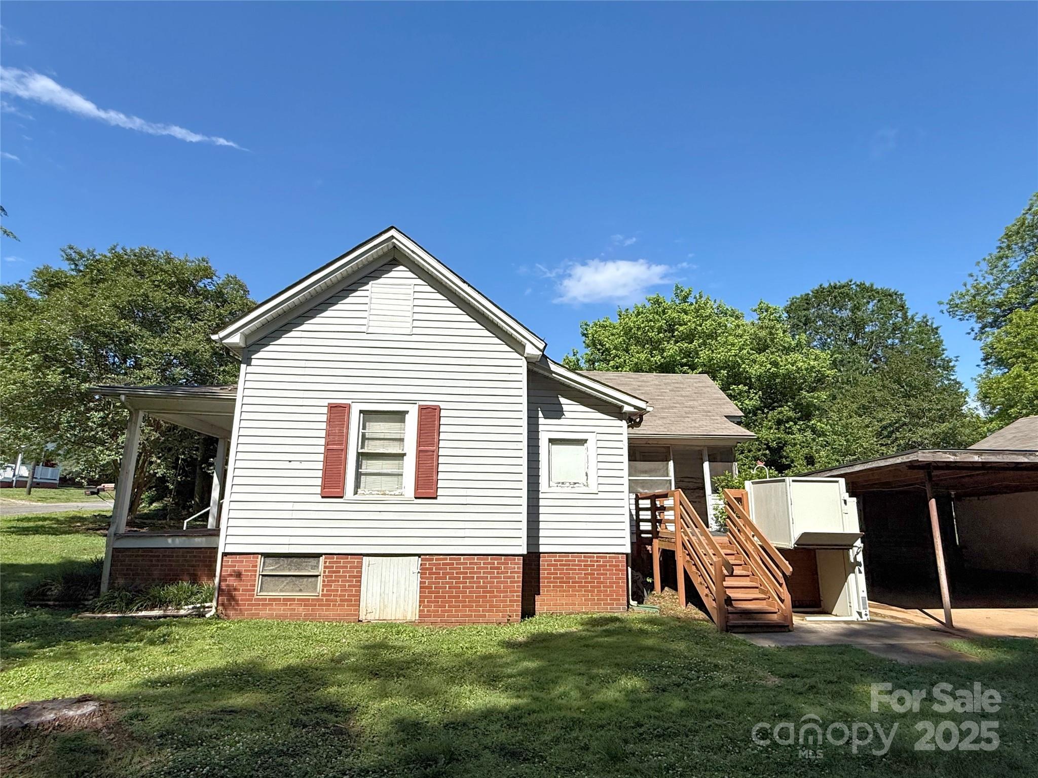 Yadkin Heights - Residential