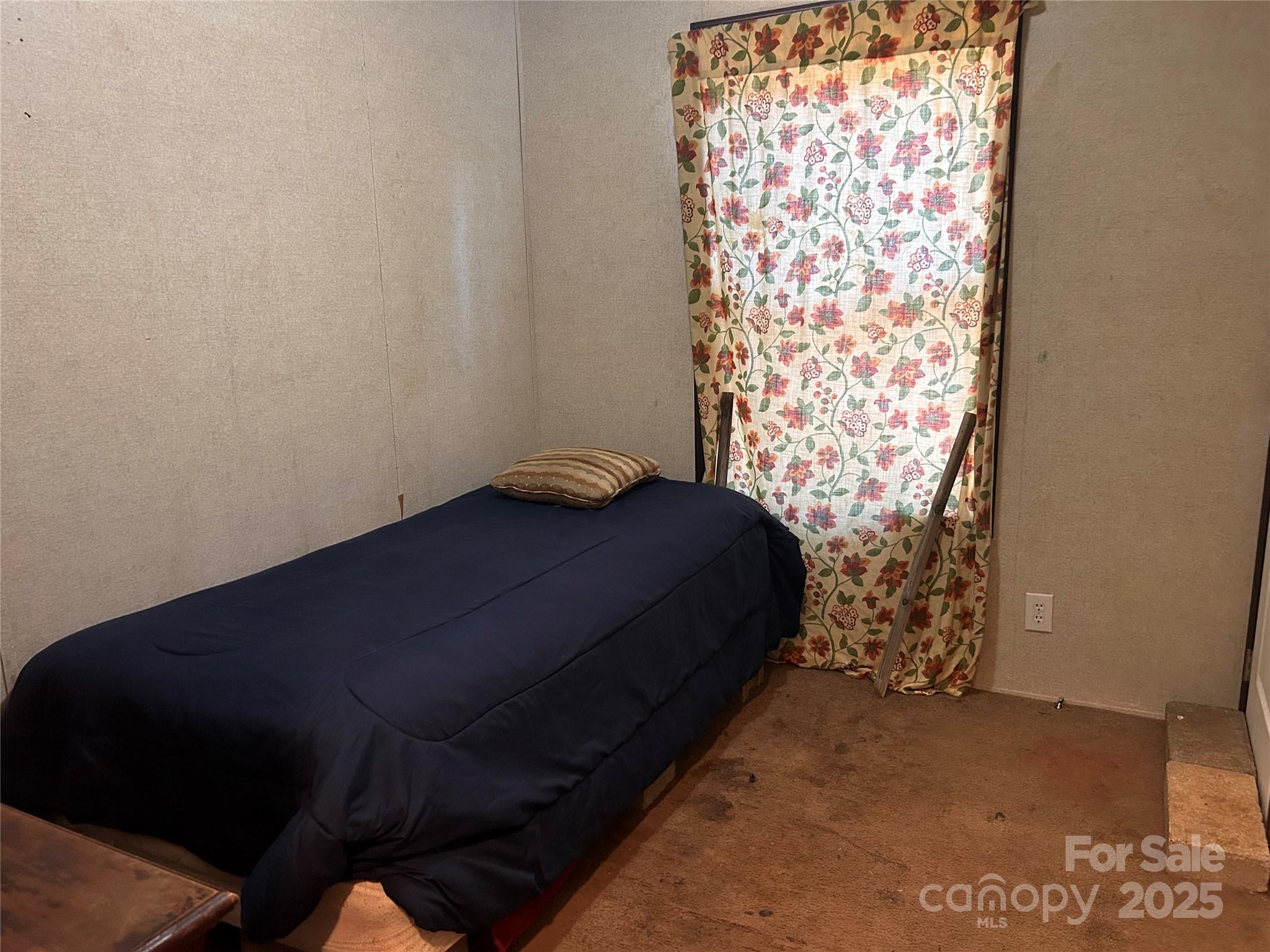 Smith Lake - Residential