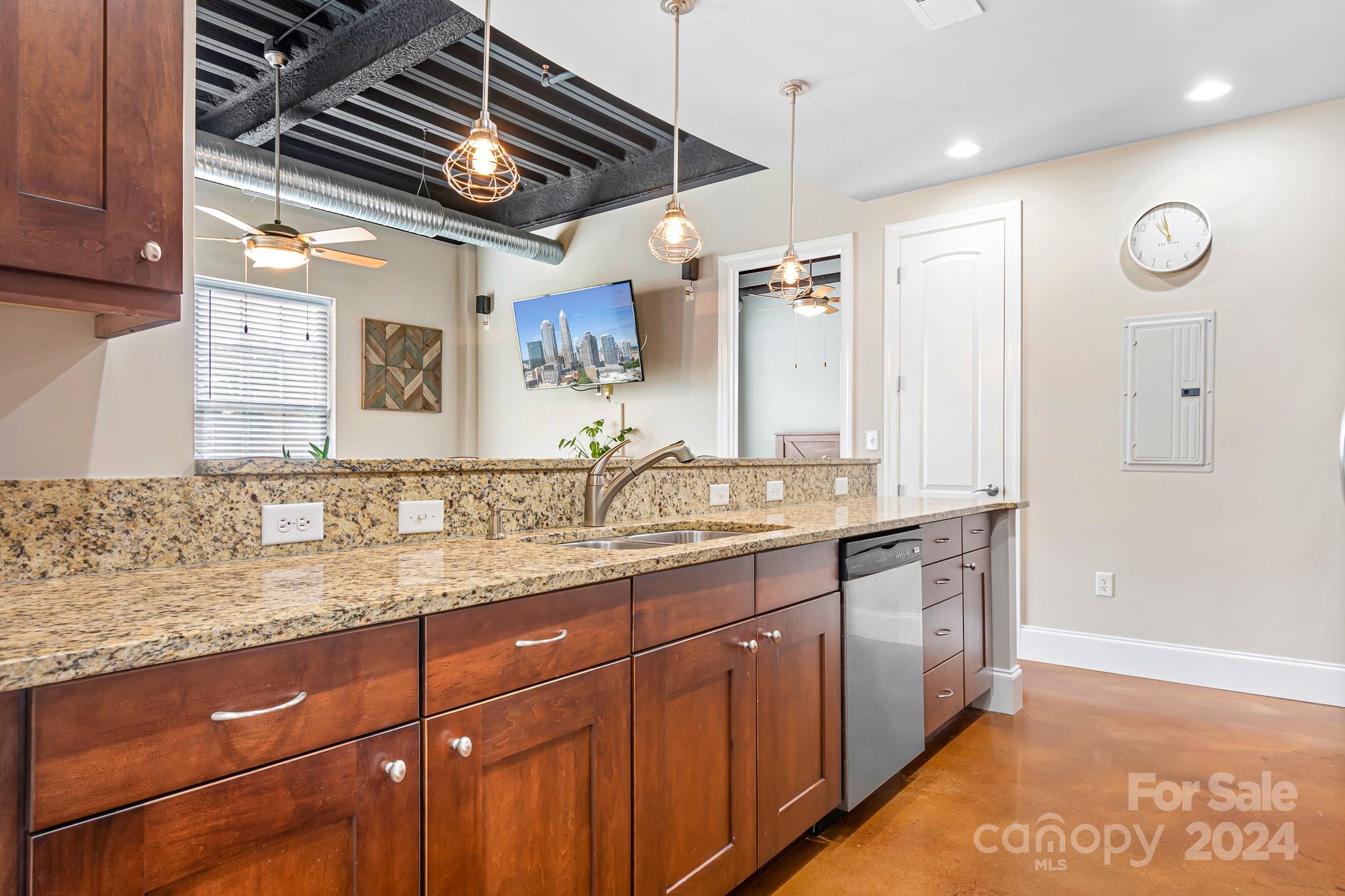 28th Row - Residential