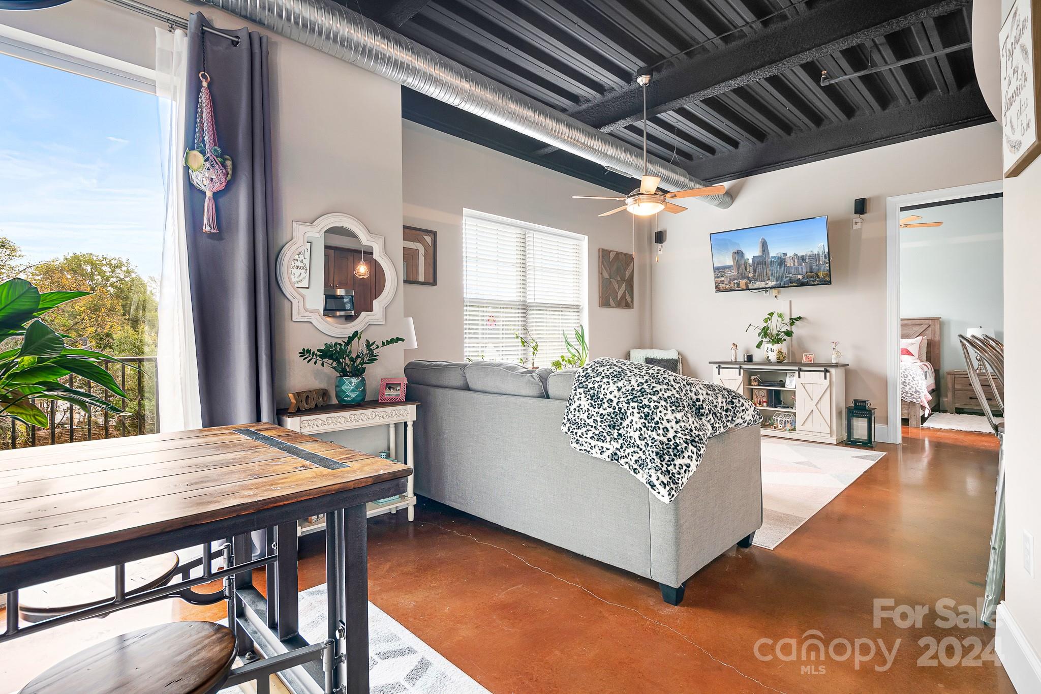 28th Row - Residential