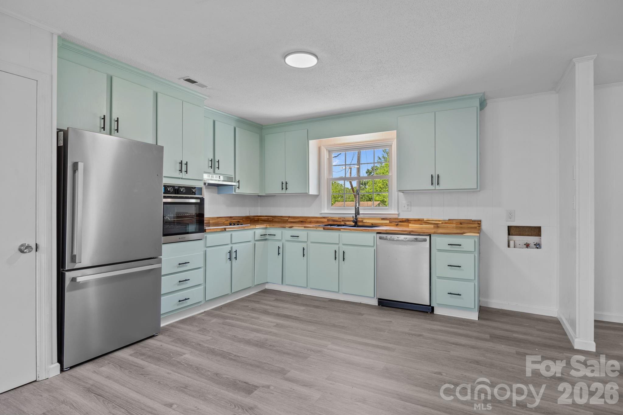 Ashley Heights - Residential