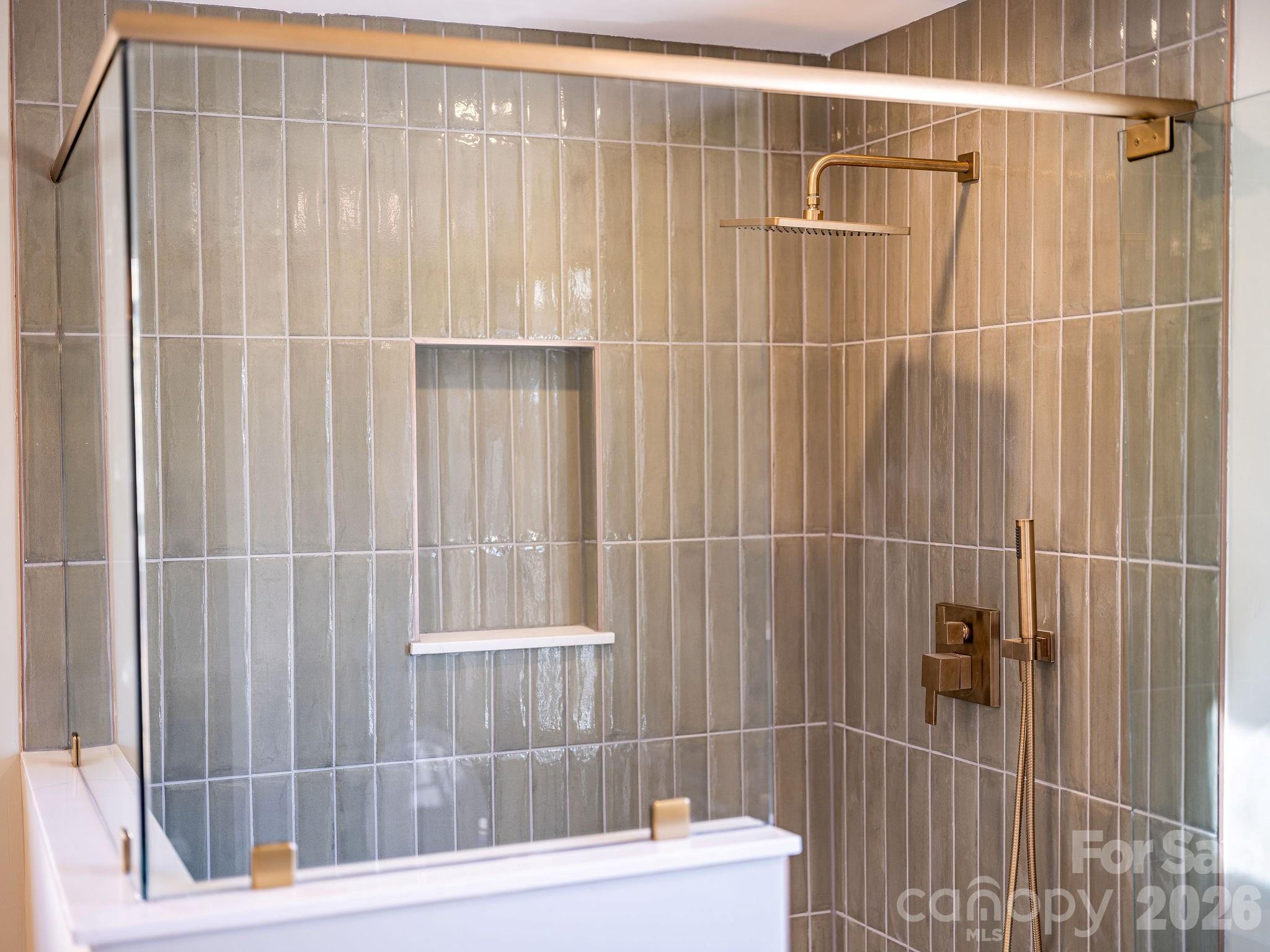 Haw Creek - Residential