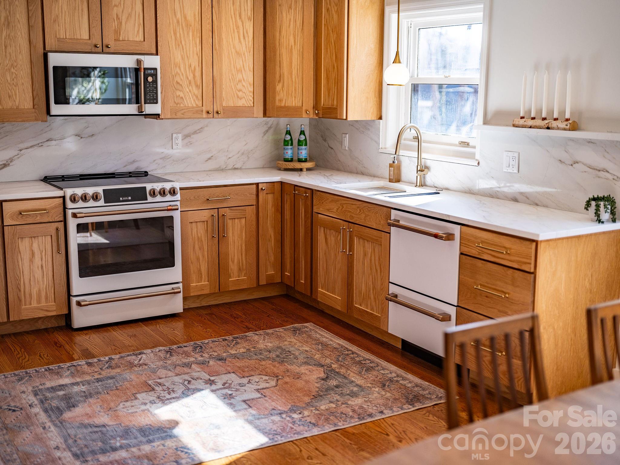 Haw Creek - Residential