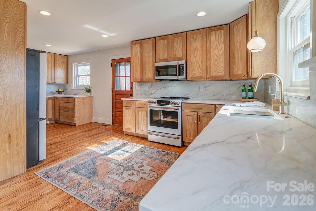 Haw Creek - Residential