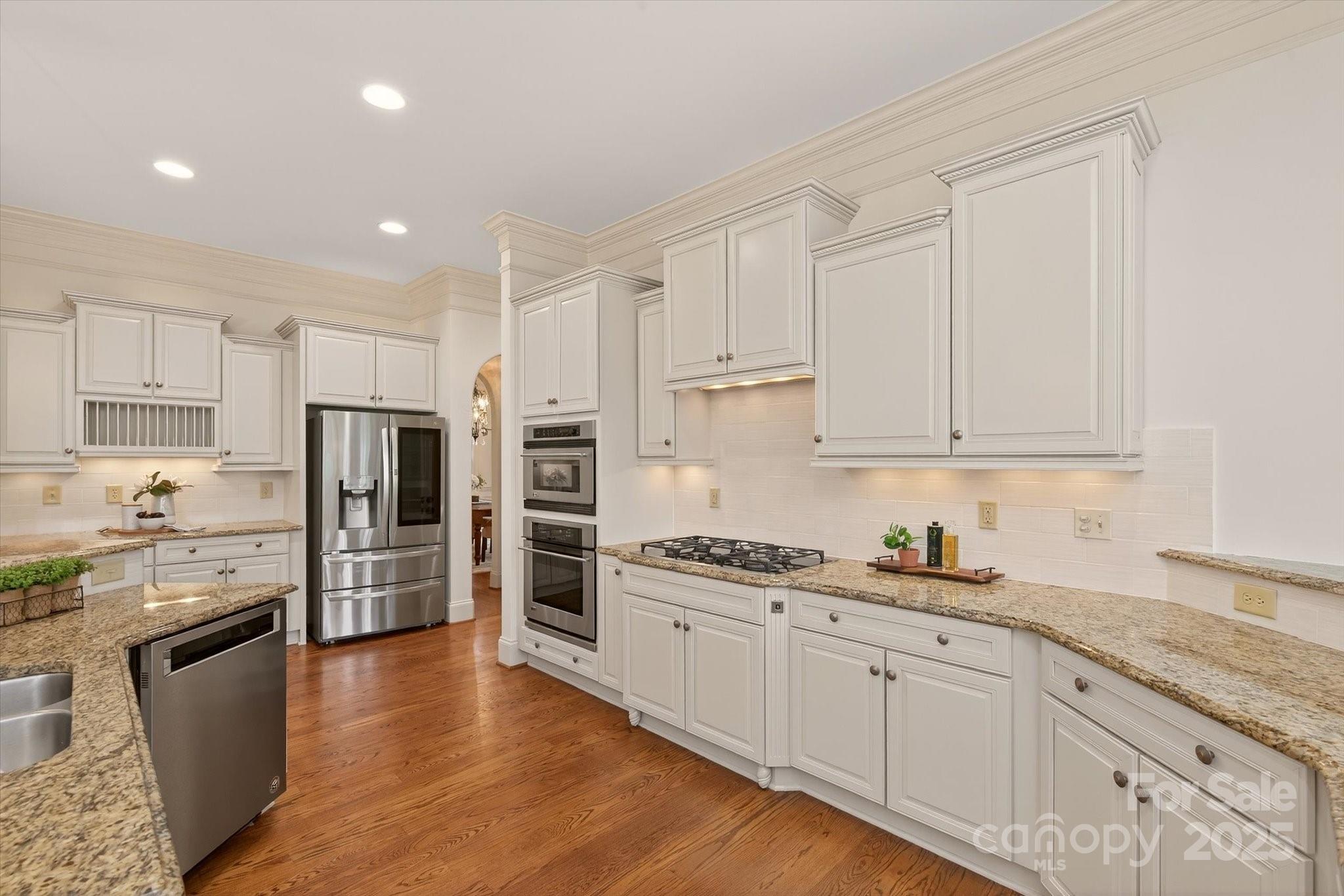 Chatsworth - Residential