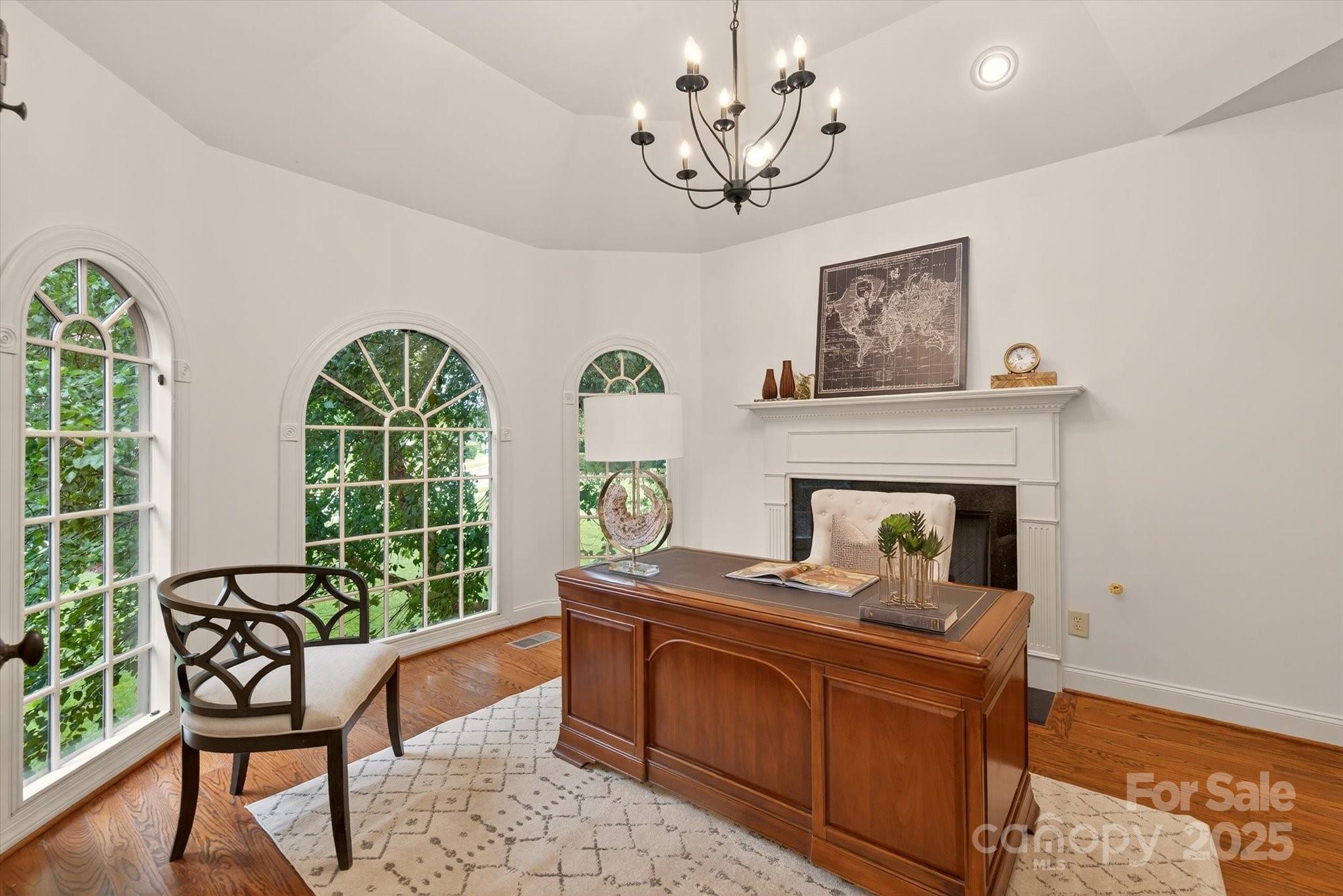 Chatsworth - Residential