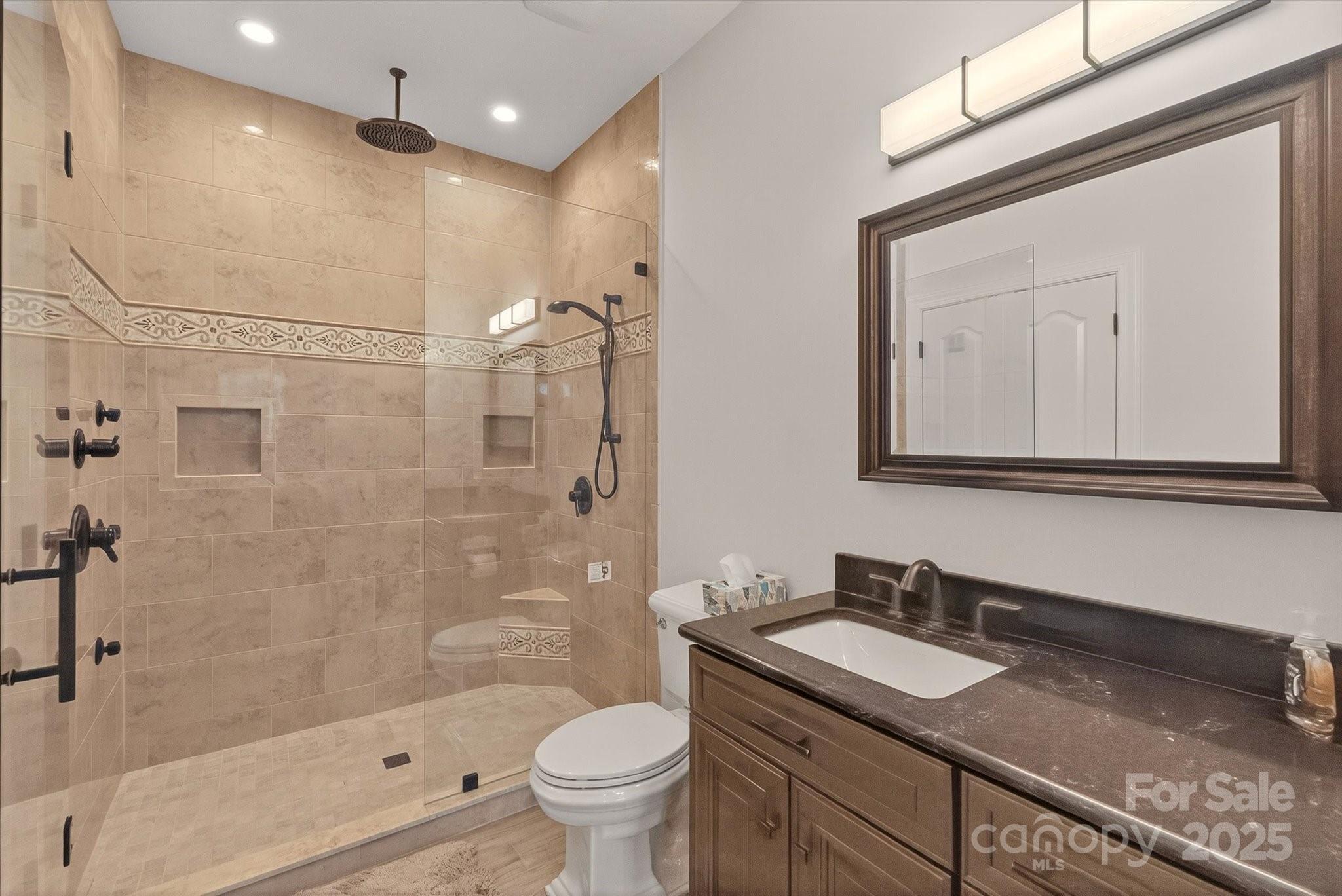 Chatsworth - Residential